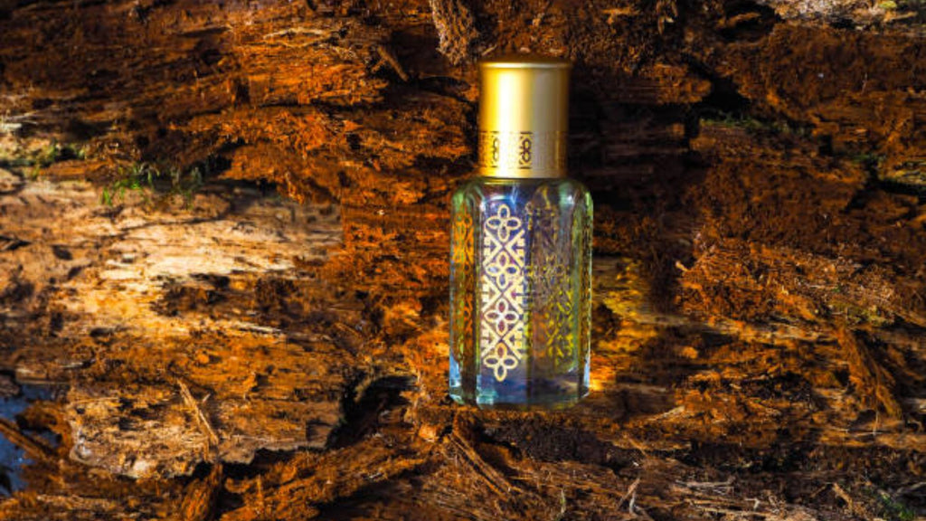 Discovering White Oudh Attar: What Makes It Special?
