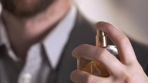 The Art of Scent: How to Wear Perfume Like a Pro